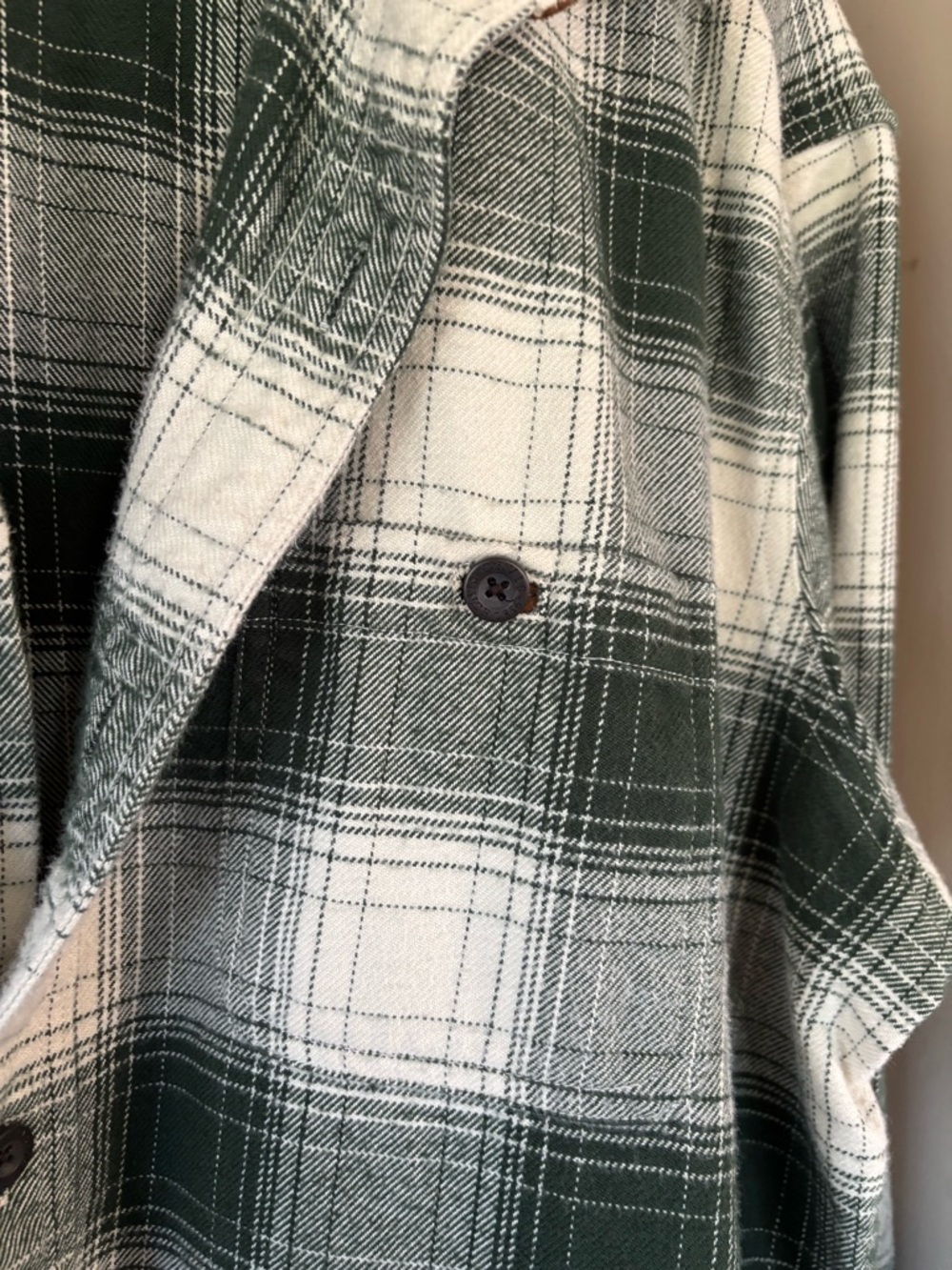 Orvis Perfect Flannel Shirt, Button Down, Classic Plaid Outdoorsman Cotton, XLT - Picture 4 of 13
